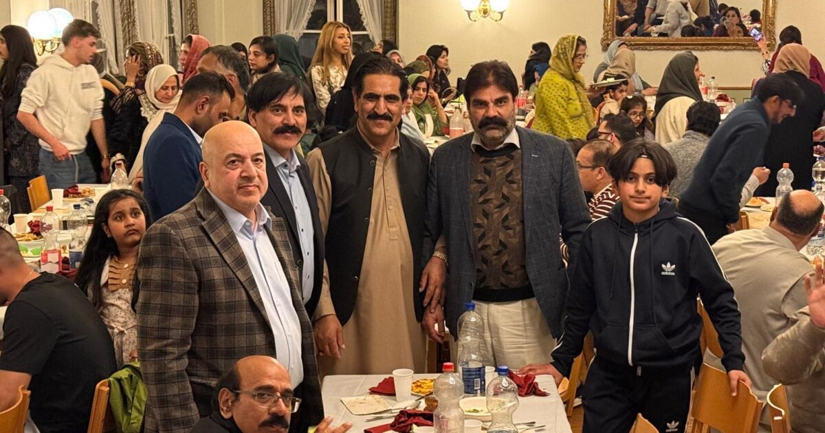 ۔،۔ رانا شہزاد ر شفقت کی جانب سے افطار پارٹی و محفل نعت کا انعقاد۔ سید علی جیلانی۔،۔