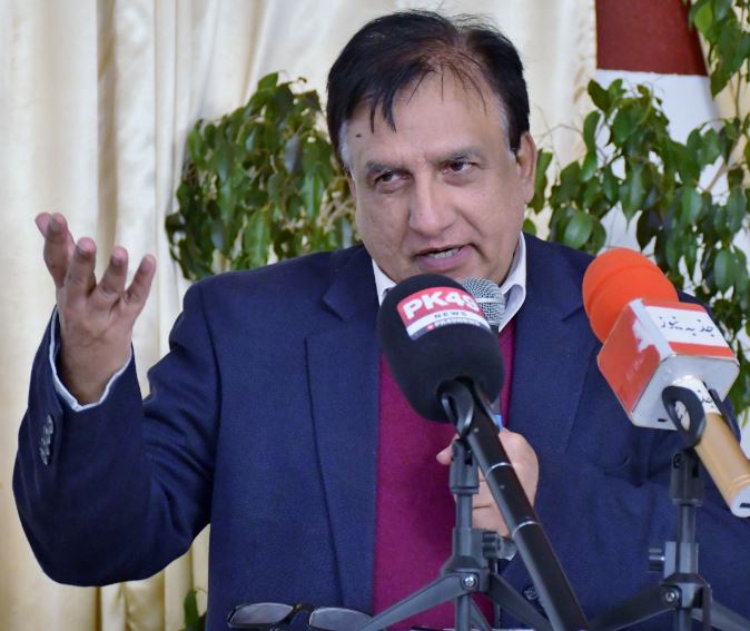 ۔،۔ بیرون ملک پاکستانی پاسپورٹ کا اجرا اور پولیس رپورٹ کی شرط؟۔ اعجاز حسین پیارا۔،۔