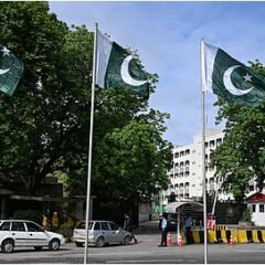 ۔،۔ اس وقت پوری دنیا میں ایک بات کا چرچا ہے۔ویلڈن پاکستان، شاباش پاکستان۔ نذر حسین۔،۔