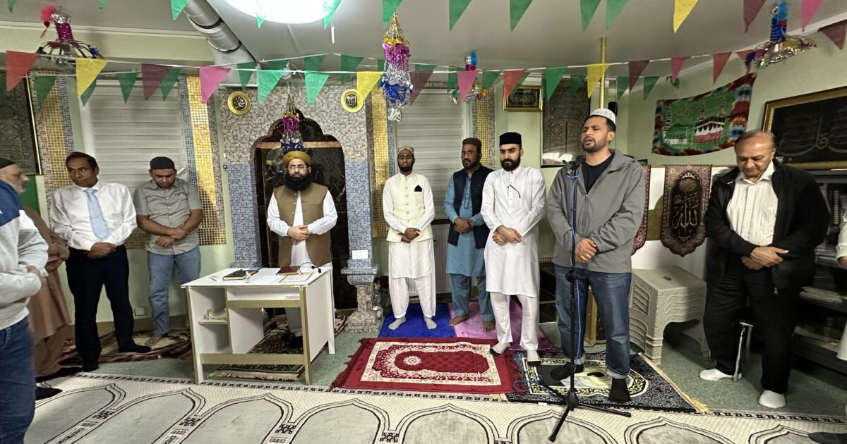 ۔،۔علامہ صاجزادہ حسنات احمد مرتضی کی زیر صدارت مسجد حذیفہ نیورن برگ میں سالانہ محفل میلاد کا انعقاد۔ سید علی جیلانی۔،۔