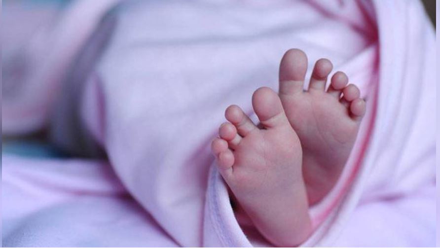 ۔،۔ جنرل اسپتال لاہور کی نرسری سے نو مولود بچہ غائب ہو گیا۔ نذر حسین۔،۔
