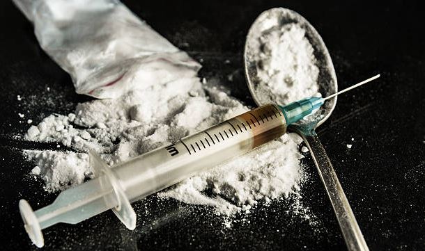 ۔،۔ فرینکفرٹ کے مرکزی ریلوے اسٹیشن  کے نزدیک (56چھپن سالہ) منشیات فروخت خاتون  گرفتار۔ نذر حسین۔،۔