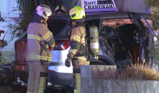 ۔،۔ آسٹریلیا میلبورن میں ایک ربی کی کار پر آتش زنی کا واقعہ۔ نذر حسین۔،۔