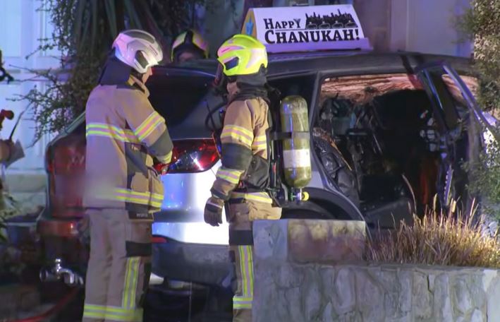 ۔،۔ آسٹریلیا میلبورن میں ایک ربی کی کار پر آتش زنی کا واقعہ۔ نذر حسین۔،۔