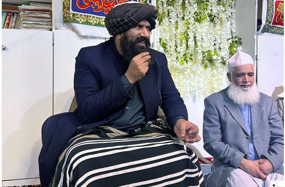 ۔،۔ یورپ کے تبلیغی دورہ کے موقع پرمعروف عالم دین ڈاکٹر محمد سلیمان مصباحی کا جامع مسجد غوثیہ پاک دارالسلام فرینکفرٹ میں نماز جمعہ پر خطاب۔ نذر حسین۔،۔