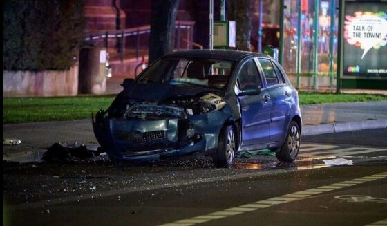 ۔،۔ کرسمس سے پہلے ایک اور جھٹکا،گیزن میں ایک ڈرائیور نے کئی لوگوں کو زخمی کر دیا۔ نذر حسین۔،۔