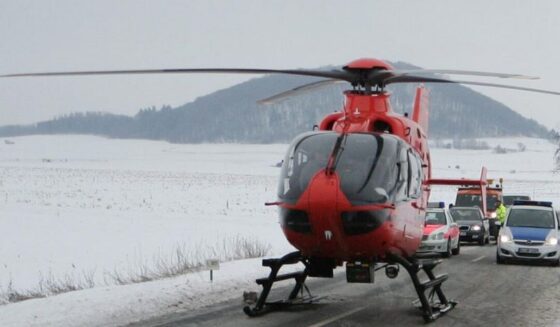 ۔،۔ ہیسن کے شمالی علاقہ میں برفیلی پھسلن سڑک پر حادثہ جس میں اڑتیس38 سالہ نوجوان موقع پر ہلاک۔ نذر حسین۔،۔