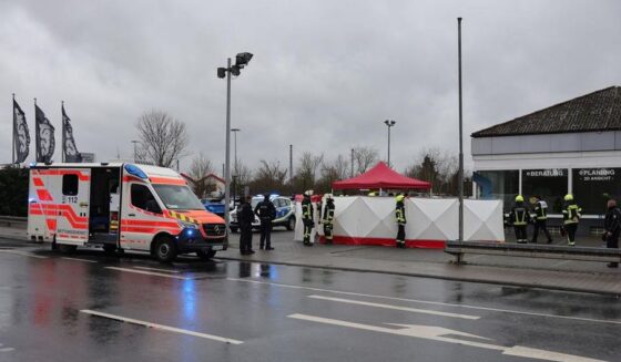 ۔،۔ فرینکفرٹ بابن ہاوزن میں ستائیس سالہ پاکستانی نثراد نوجوان  چاقو کے وار سے شدید زخمی۔ نذر حسین۔،۔