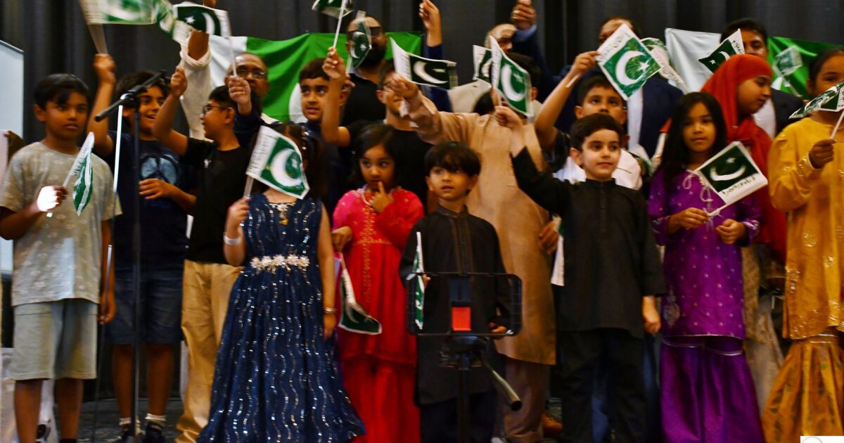 ۔،۔ پاکستان ایسوسی ایشن فرینکفرٹ کی جانب سے خوبصورت عید ملن کا اہتمام۔ نذر حسین۔،۔