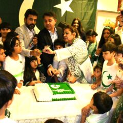 ۔،۔ زنذہ قومیں اپنے تہوار کبھی نہیں بھولتیں، ڈیٹزن باخ جرمنی میں بچوں اور ماوُں کے ہمراہ جشن آزادی کی پروقار تقریب۔ نذر حسین۔،۔