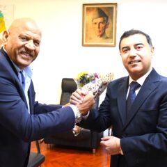 -,-خوش اخلاقی انسان کی شخصیت کو خوبصورت بناتی ہےقونصل جنرل علی انصر زیدی سے ملاقات-تحریر: نذر حسین-,-