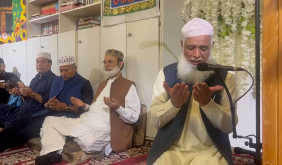 -,-جامع مسجد غوثیہ فرینکفرٹ میں بڑی گیارھویں شریف کی روحانی محفل، غیر مسلم خاتون نے اسلام قبول کر لیا-نذر حسین-,-
